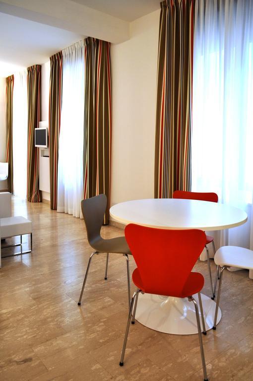Bb Bocconi Apartahotel Milán